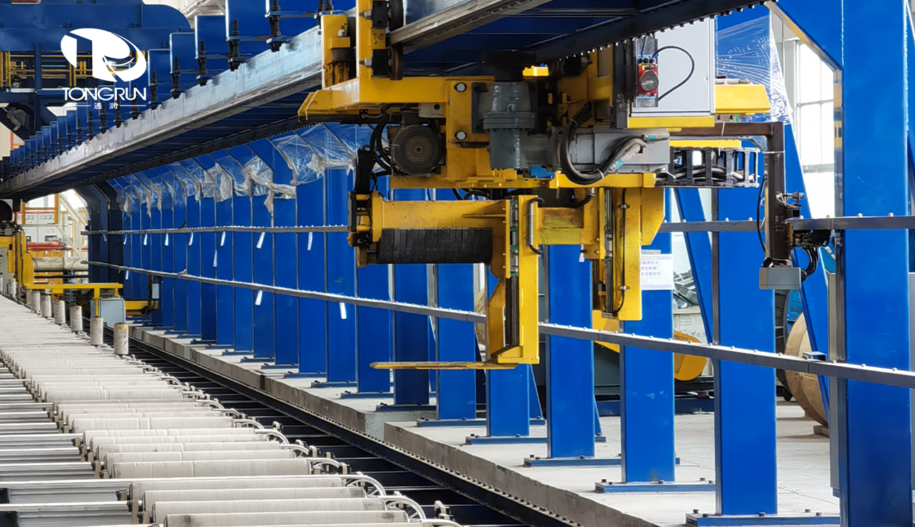 三頭智能飛鋸牽引機